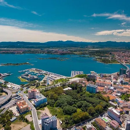 Cozy In The Heart Of * Olbia